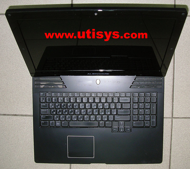     Alienware M17x